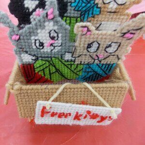 Free Kitties Box Plastic Canvas
